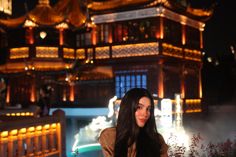 4-Hour Shanghai Highlights Photo Tour—Explore, Pose, Capture