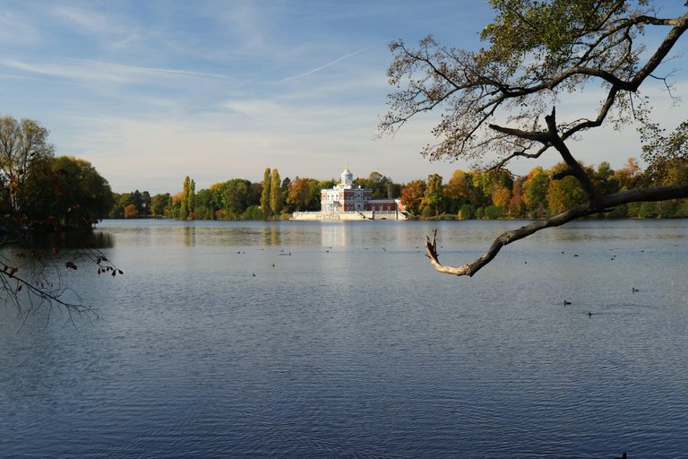 5h Potsdam private tour with Guide, Chauffeur & Photographer Potsdam 5h Private Tour with Guide, Chauffeur & Photograph