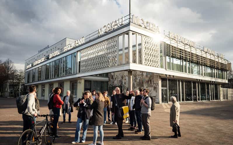 Berlin: Karl-Marx-Allee 1950s Architecture Walking Tour