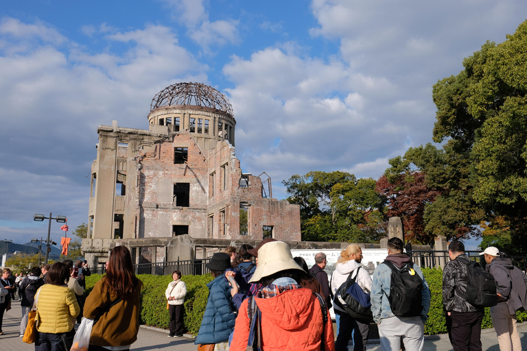Hiroshima: UNESCO Miyajima and Atomic bomb dome Guided Tour Hiroshima: UNESCO Miyajima & Atomic Bomb Dome Guide Tour