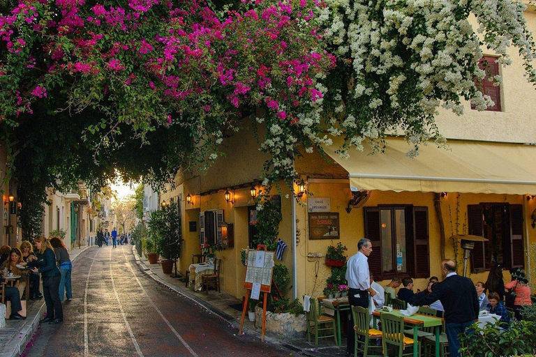 Athens: Night Walking Tour with Local Guide