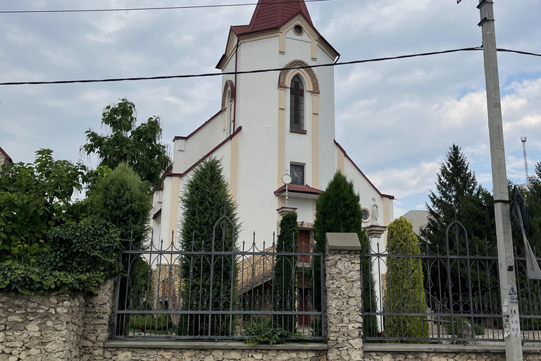 Transnistria: Hidden Towns, Soviet Mosaics & Rybnitsa Tour