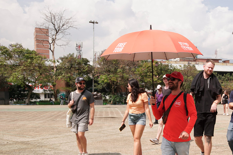 Tour de ville de Medellín en 8 heures (transport + guide)