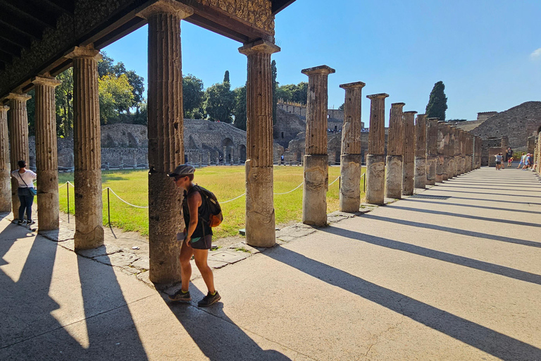 Pompéi : visite de groupe en coupe-file avec un archéologue