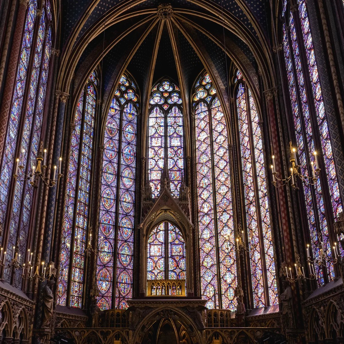 https://cdn.getyourguide.com/img/travel_guide/5c0c036a97adcd09dc30f2e6526cd75f.webp/original.jpg
