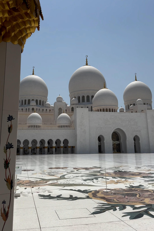 An expert guide to the perfect day in Abu Dhabi