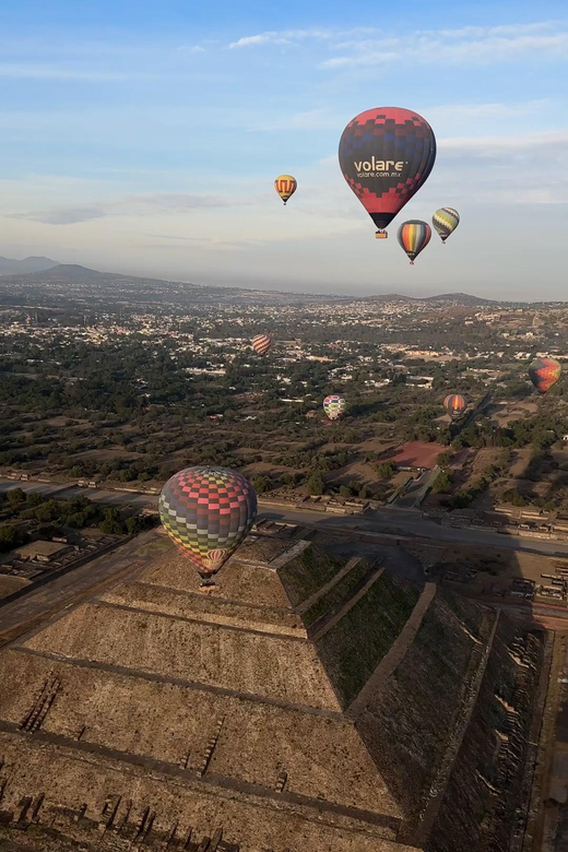 8 romantic things to do in Mexico City: Couples video guide