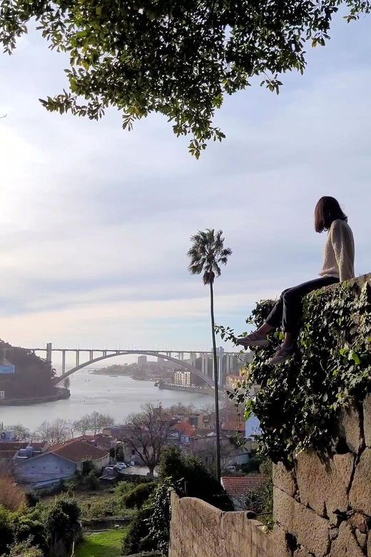 Watch the 10 best things to do in Porto, according to a local